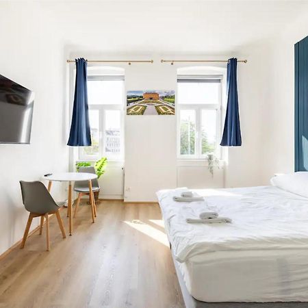 Apartment Near Schoenbrunn & Metro 维也纳 外观 照片